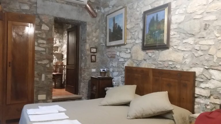 la-vecchia-fonte- camera
